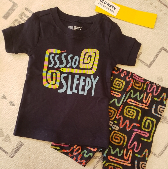 Set Of 5 Carters And Old Navy‎ Pajama Sets - Picture 2 of 6